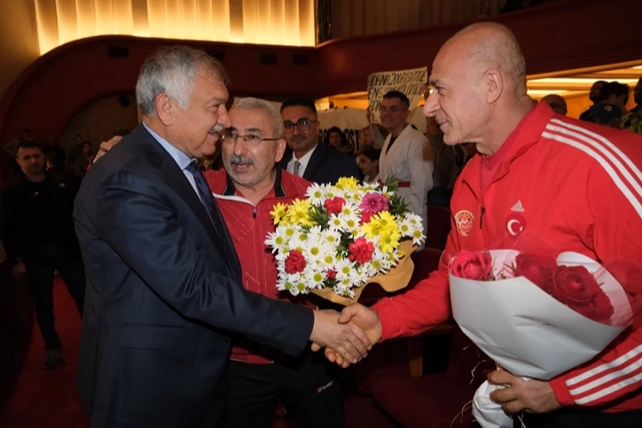 Adana Büyükşehir'den amatör spra dev destek