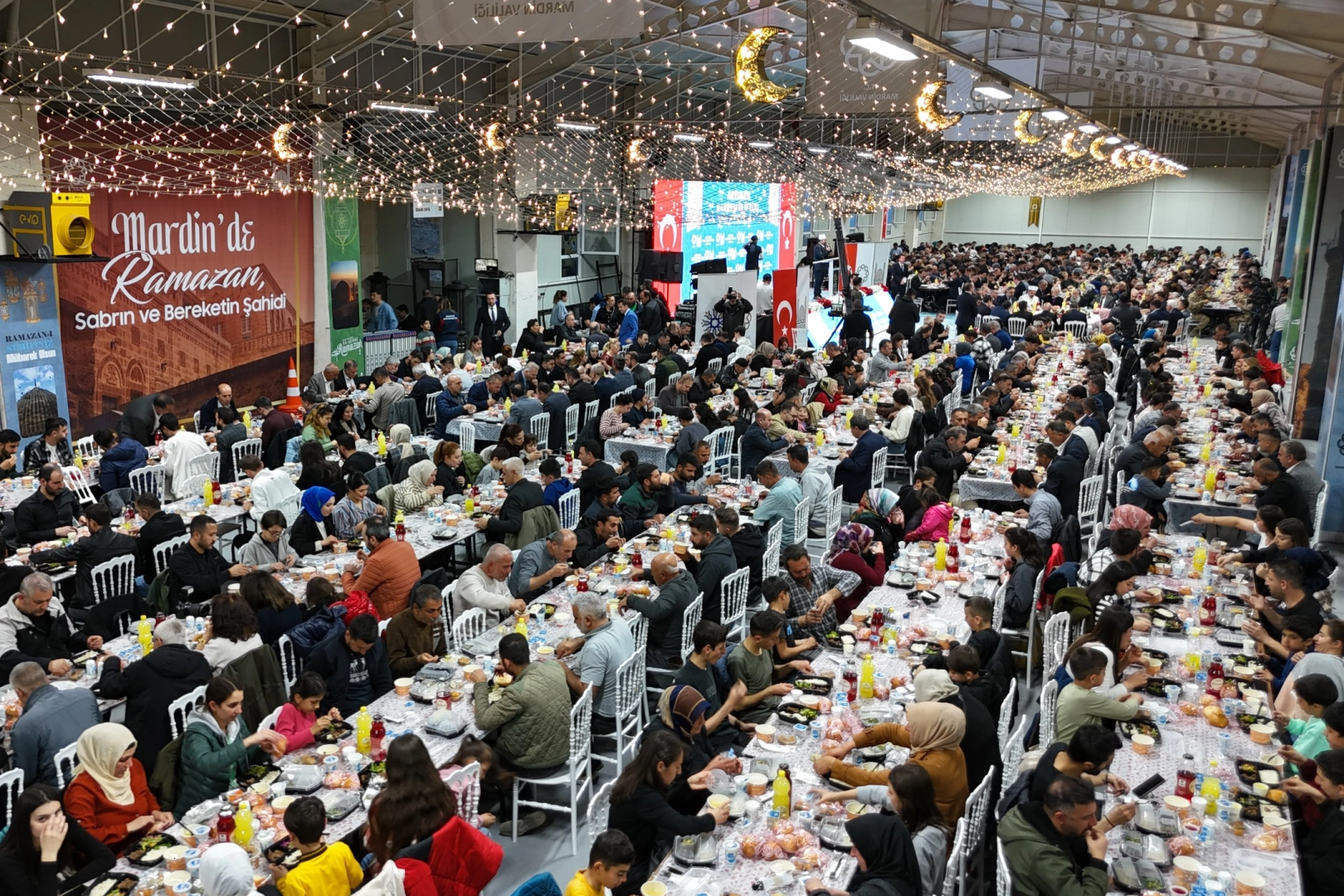 Mardin’de 'Kardeşlik İftarı'na büyük katılım