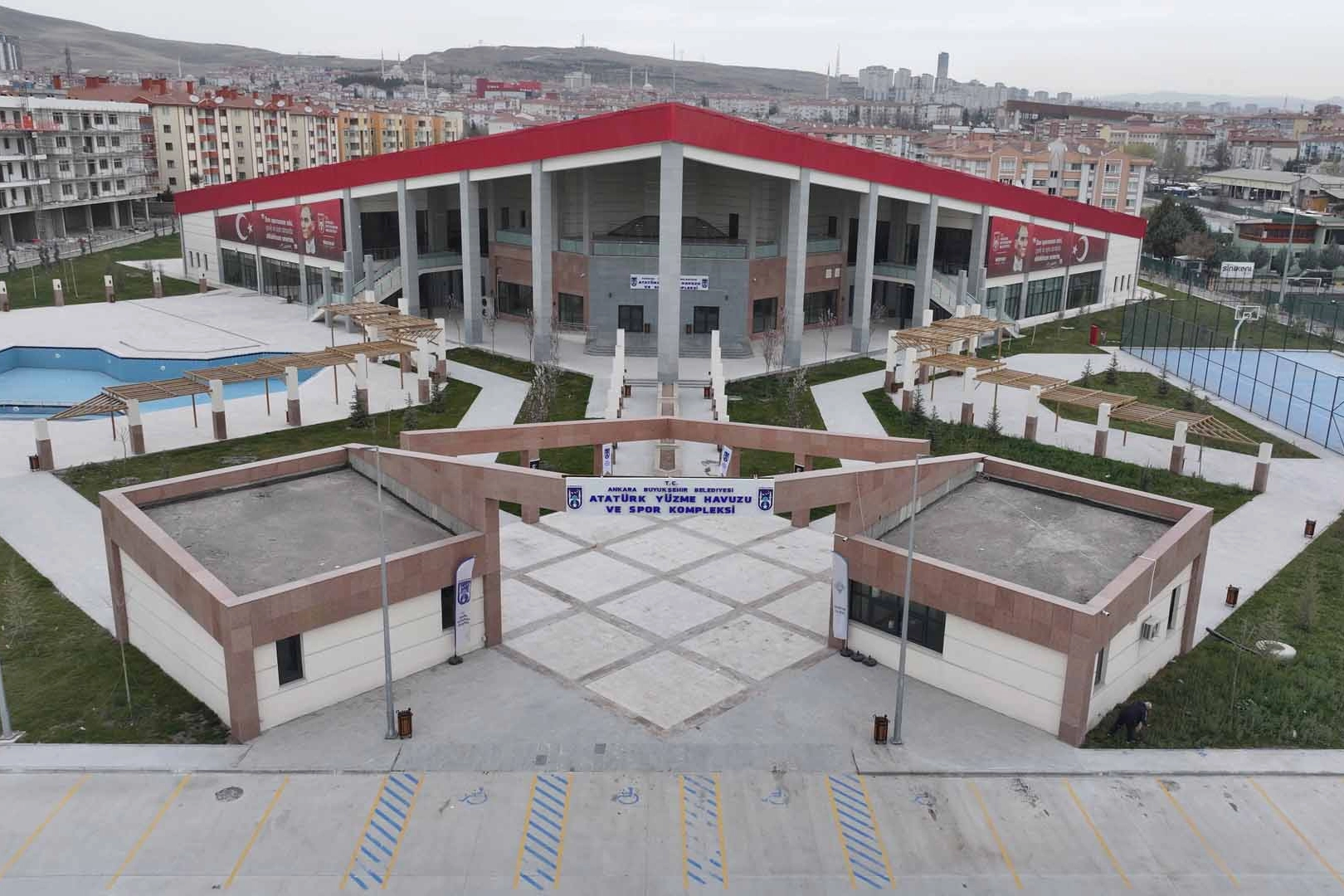 Başkentte atıl spor tesisinde sona doğru