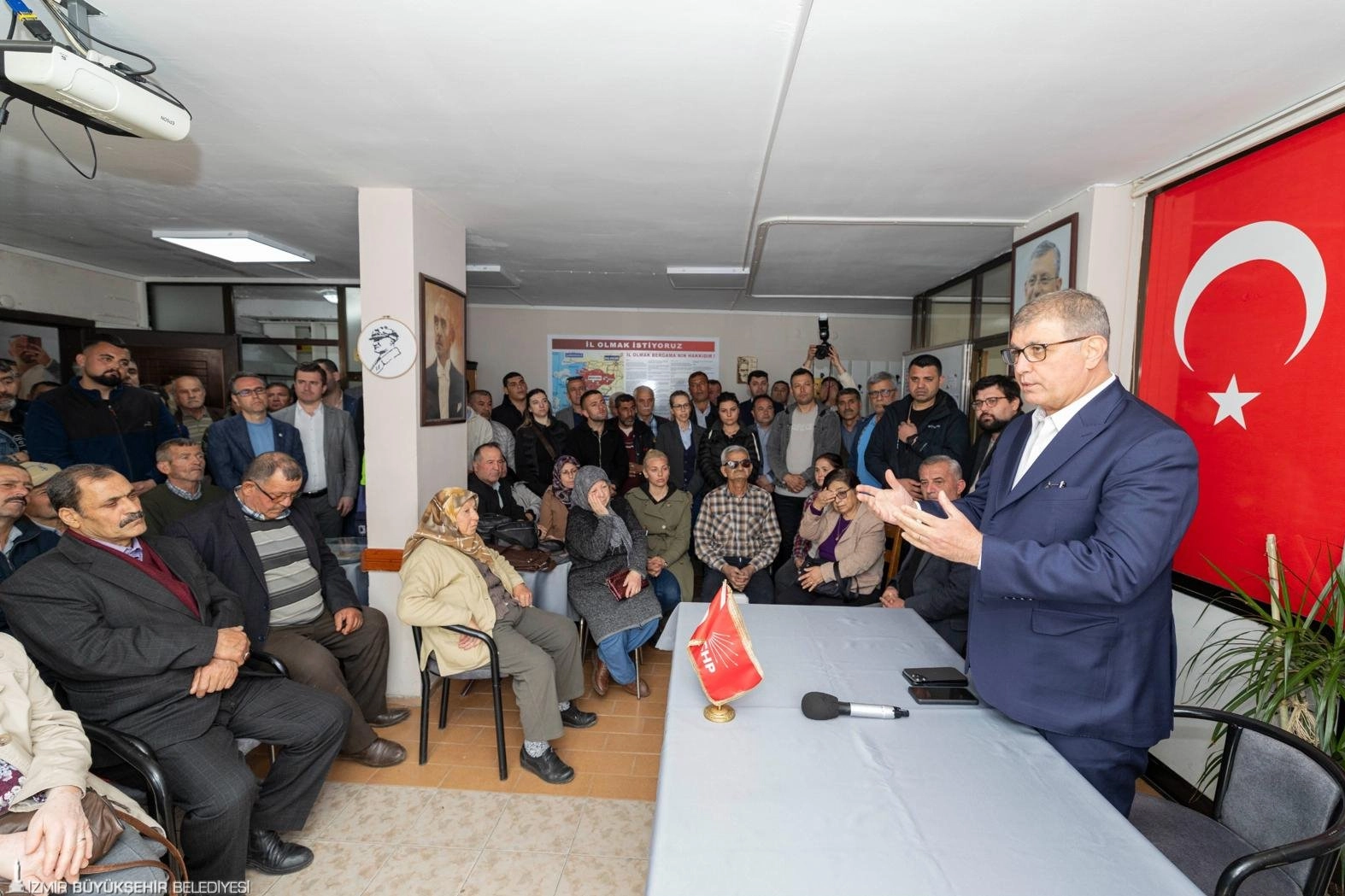 İzmir'de Bergama’nın gelecek vizyonu masaya yatırıldı