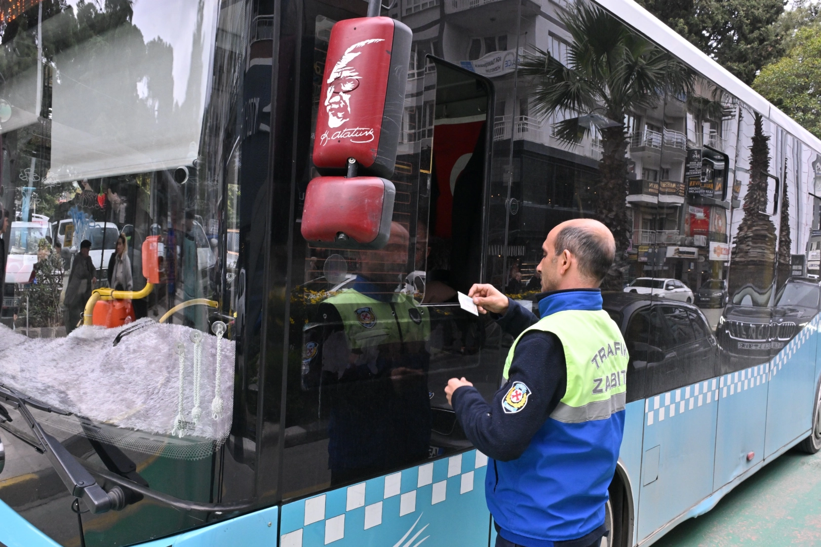 Manisa’da toplu ulaşım araçlarına geniş çaplı denetim