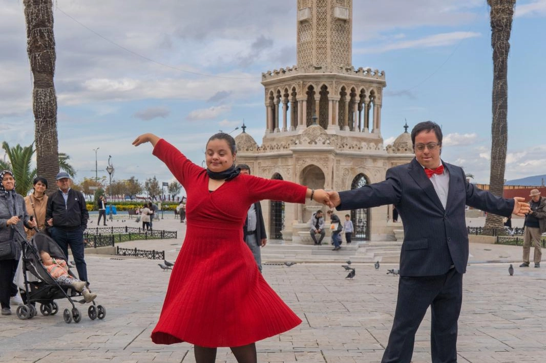 İzmir Büyükşehir’den engelli dostu hizmetler