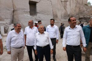 Kayseri Büyükşehir Belediye Başkanı Dr. Memduh Büyükkılıç, İncesu ilçe ziyaretinde,