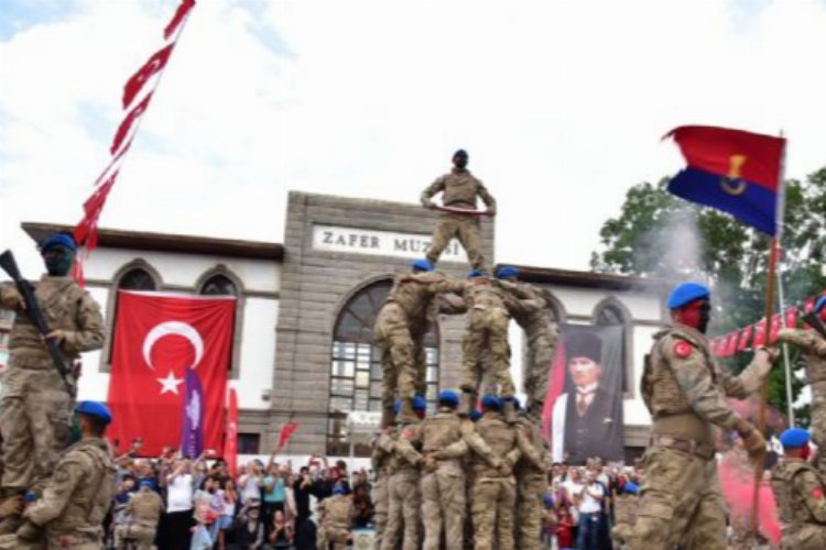 AFYONKARAHİSAR (İGFA) - Afyonkarahisar'ın düşman işgalinden kurtuluşunun 100. yıldönümü, Zafer