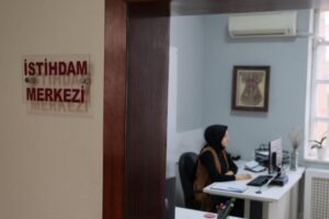 BURSA (İGFA) - İnegöl Belediyesi’nin 2018 yılında iş arayan vatandaşlar