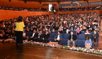 Bursa Büyükşehir’den eğitimcilere özel konferans