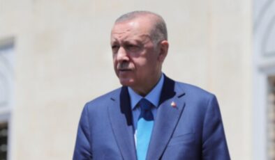 Cumhurbaşkanı Erdoğan: Cahillerin eline kaldık!