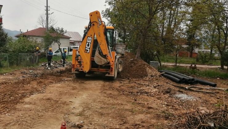 Sakarya Akyazı’da altyapı çalışmaları sürüyor