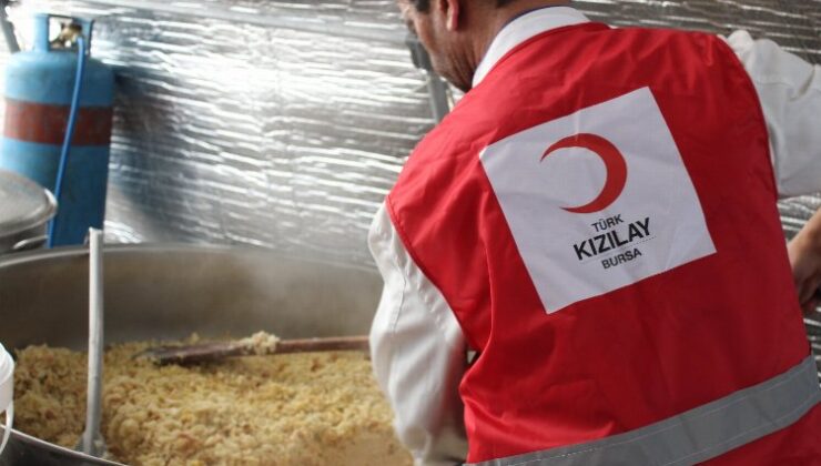 Türk Kızılay Bursa 7,3 milyon TL’lik zekatı dağıtıyor