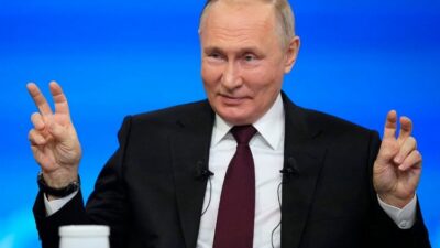 Rusya’da seçimleri açık bir farkla kazanan Putin güven tazeledi. 20