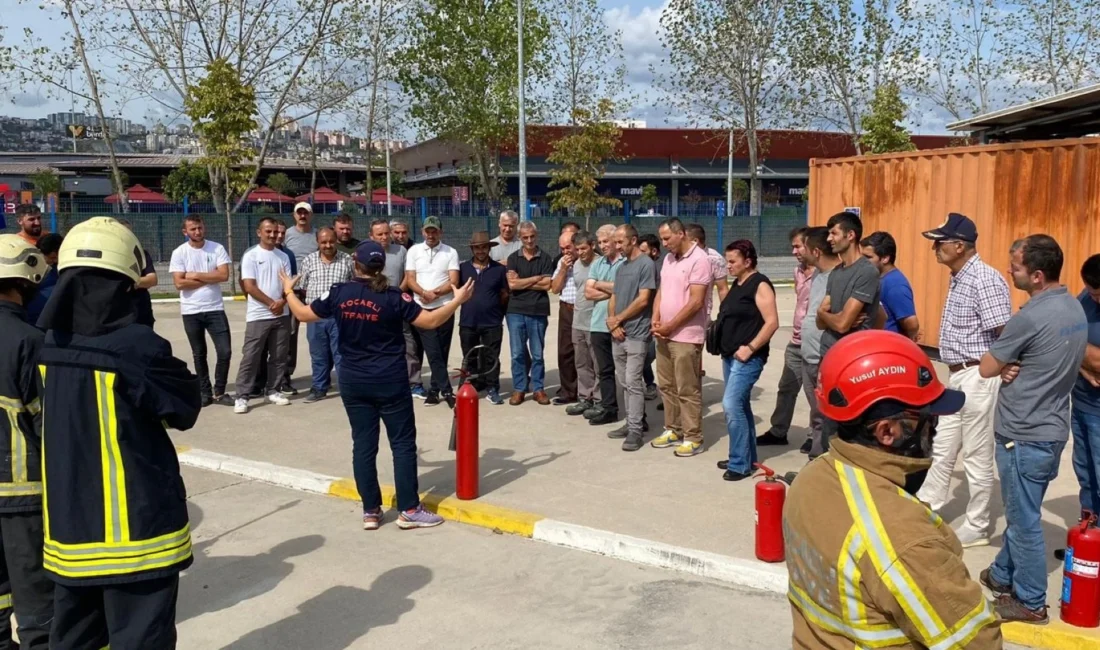 Kocaeli Büyükşehir İtfaiyesi gelen talep üzerine Yahya Kaptan yönetimi ve