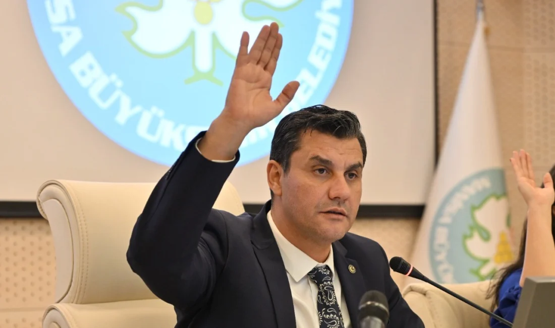 Manisa Büyükşehir Belediye Başkanı Mimar Ferdi Zeyrek, su ücret tarifesinde