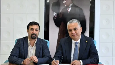 Antalya Muratpaşa Belediye Başkanı Ümit Uysal, belediye kreşlerinde görev yapan