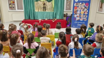 Sakarya Büyükşehir Belediyesi SGM’nin, çocuklara neşe ve sevinç götürdüğü “Bir