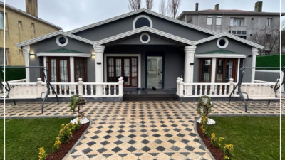 Şantiye alanları, inşaat projelerinin başarıyla tamamlanabilmesi için kritik öneme sahiptir.