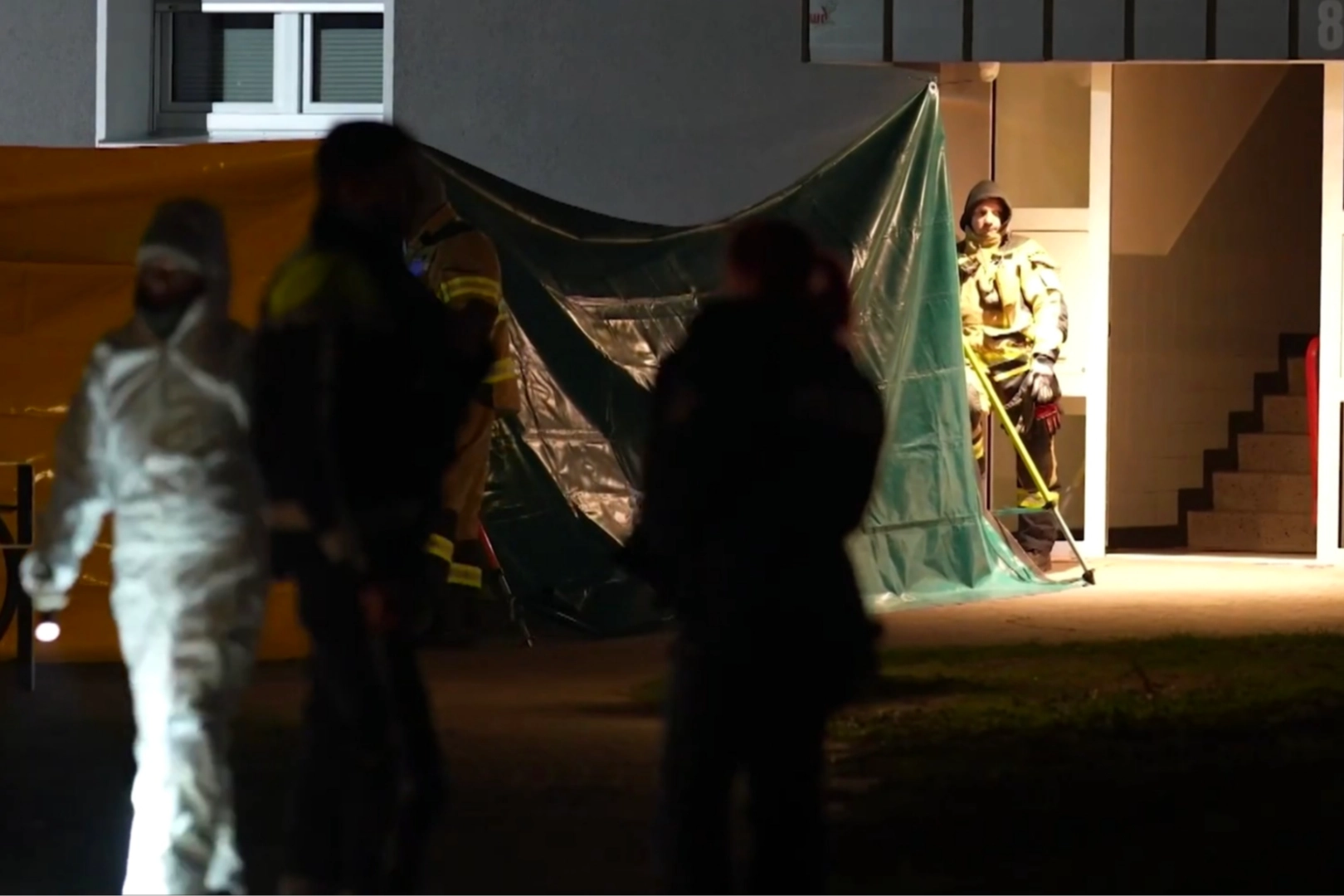 Almanya’nın Kuzey Ren-Vestfalya eyaletine bağlı Voerde şehrinde akşam saatlerinde iki