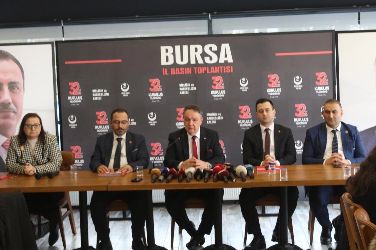 Büyük Birlik Partisi (BBP) Bursa İl Başkanlığı, 32.kuruluş yıldönümünü düzenlediği