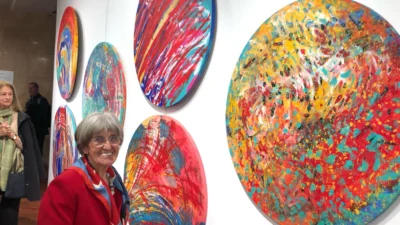 İzmir, Slovenyalı ünlü sanatçı ve restoratör Mira Ličen’in sergisine ev