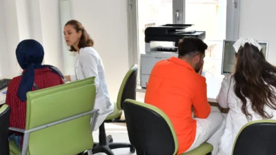 Manisa Büyükşehir Belediyesi Eğitim Merkezi’nde (MABEM) yeni dönem kayıtları başladı.