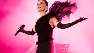 Ünlü şarkıcı Melike Şahin, Atlantis Yapım organizasyonuyla Bostancı Gösteri Merkezi’nde