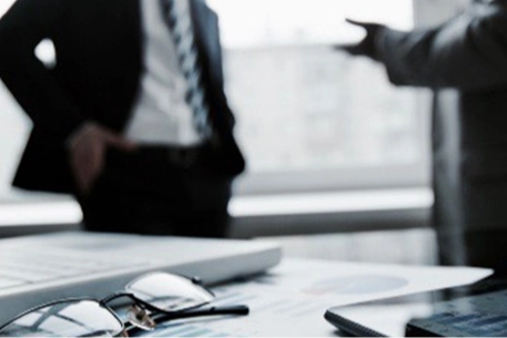 Çalışma ve Sosyal Güvenlik Bakanı Prof. Dr. Vedat Işıkhan, iş