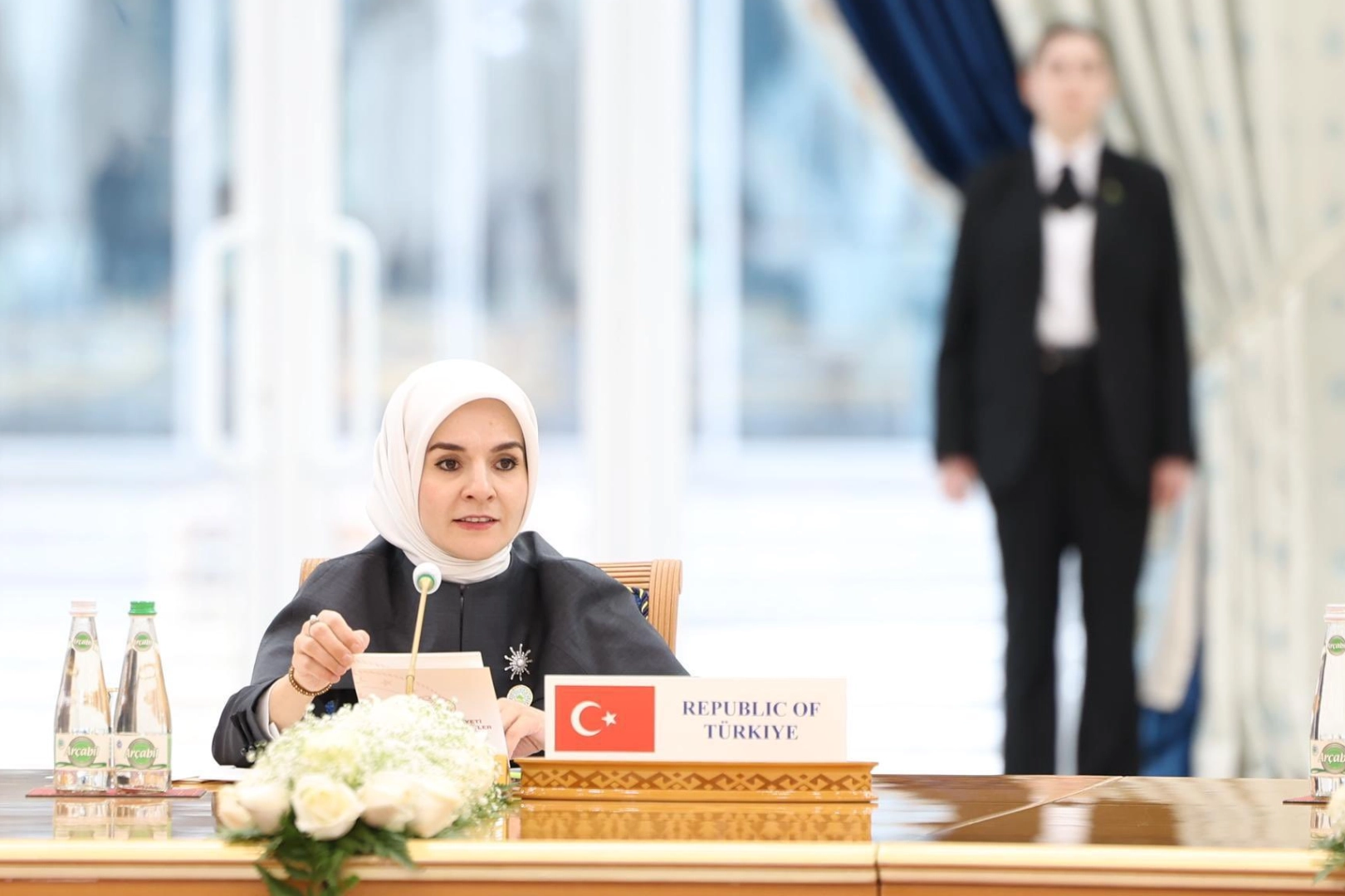 Aile ve Sosyal Hizmetler Bakanı Mahinur Özdemir Göktaş, Gazze başta