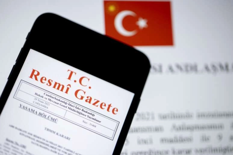 Cumhurbaşkanı Erdoğan’ın imzaladığı 25 maddelik kararname bugünkü Resmi Gazete’de yayımlandı.