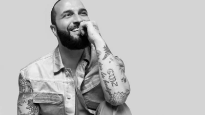 Son dönemde ünlü isimleri ağırladığı YouTube programı ‘Evdeyiz Dede’ ile