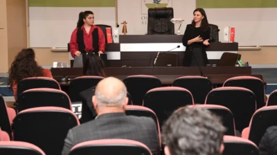 Bursa Osmangazi Belediyesi’nde görev yapan yöneticilere Bursa Barosu Kadın Hakları