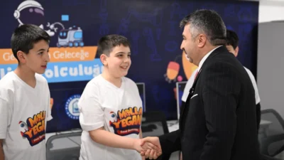 Yıldırım Belediyesi Molla Yegan Çocuk Üniversitesi öğrencileri Fibonacci International Robot