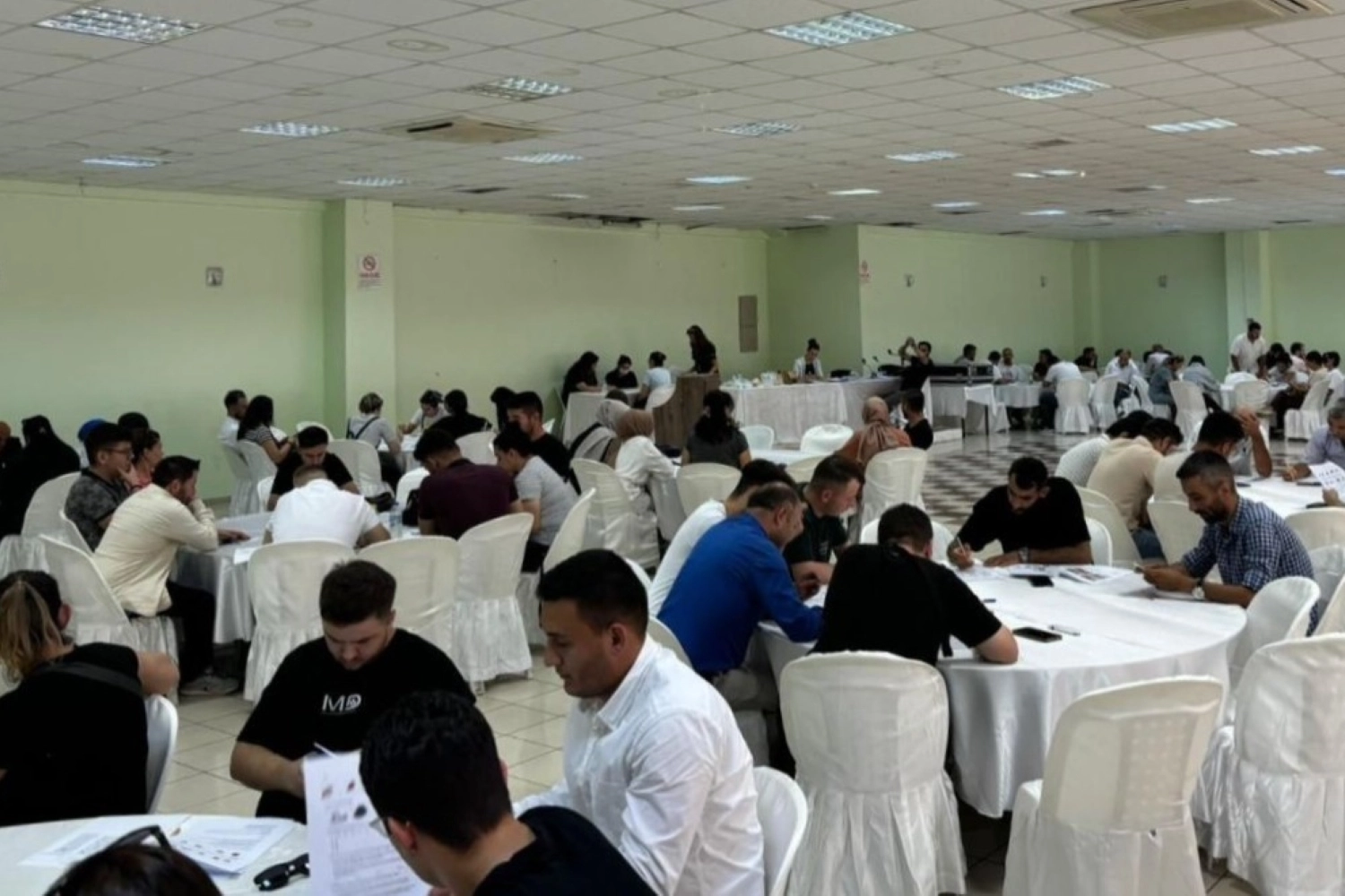 Bursa Gemlik Belediyesi, İstihdam Bürosu aracılığıyla iş arayan vatandaşlara önemli