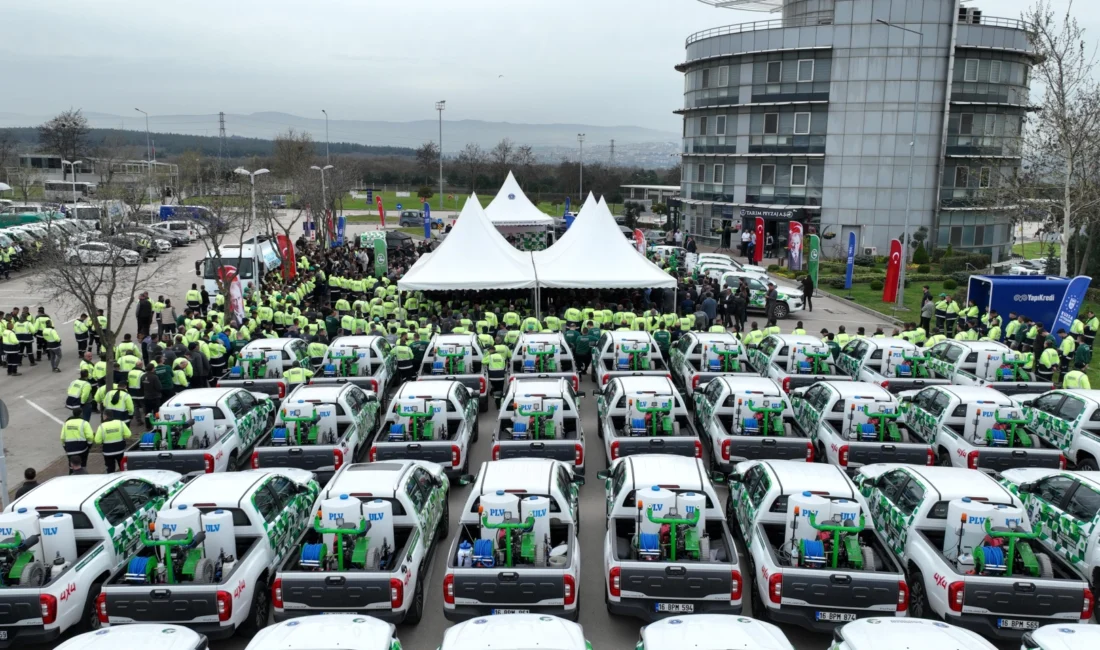 Bursa Büyükşehir Belediyesi, yaz aylarında sinek, sivrisinek ve haşereyle mücadeleyi