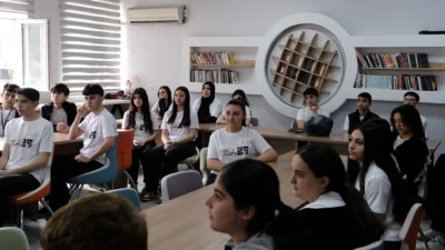 Bursa Yıldırım’da eğitim öğretim faaliyetlerini sürdüren Yıldırım Ticaret Mesleki ve