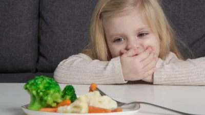 Çocuklar özellikle sebze bazlı yemekleri yemek istemeyebilir. Peki, çocuklar neden
