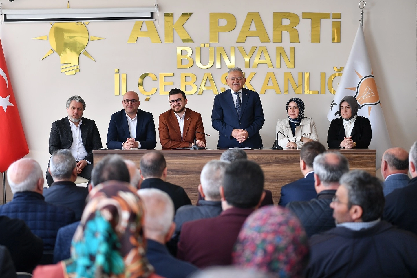 Kayseri Büyükşehir Belediye Başkanı Dr. Memduh Büyükkılıç, Türkiye’de toplu ulaşımda