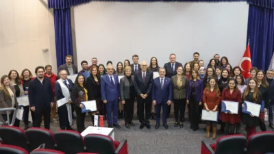 Dokuz Eylül Üniversitesi (DEÜ) Akademik ve Kişisel Gelişimi Destekleme Uygulama