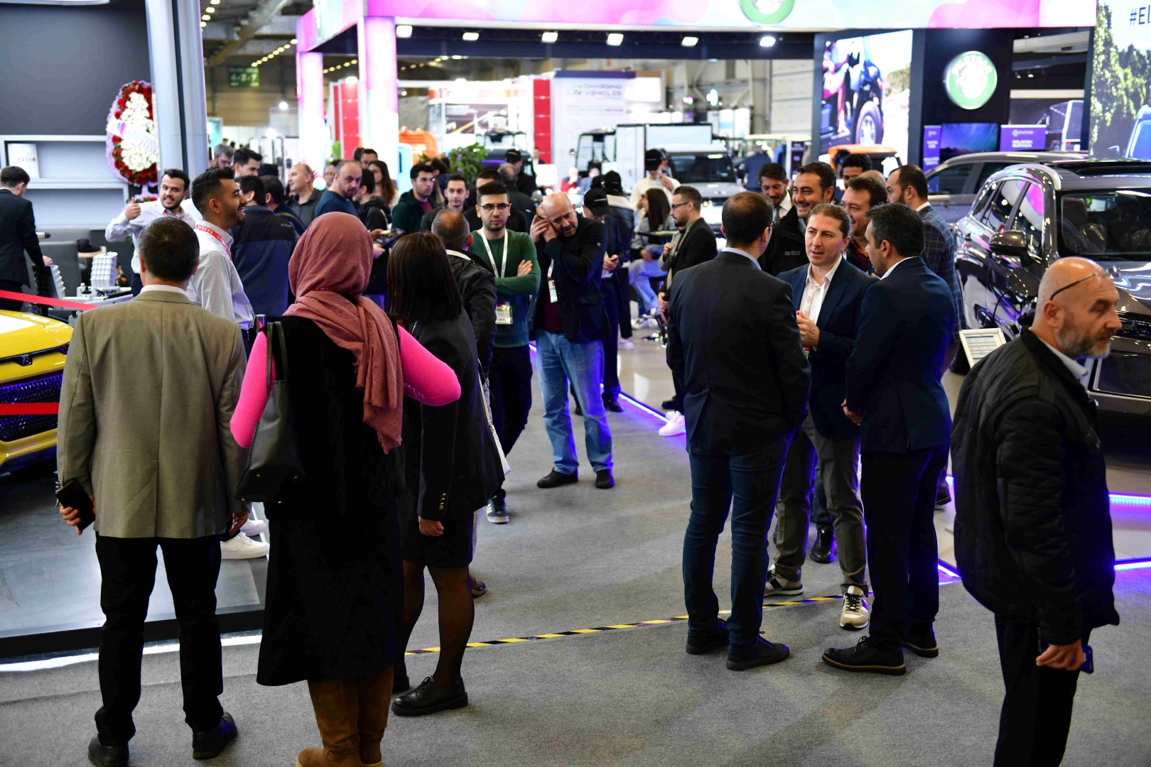Otomotiv endüstrisinde değişimin öncüsü olan elektriklileşmehareketi, devlet destekleri ve çevresel