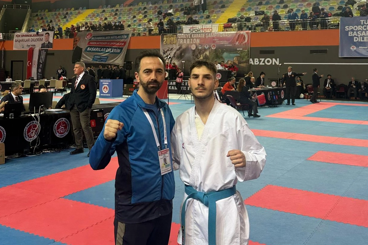 Geyveli karete sporcusu Emirhan Uygun Şubat ayında düzenlenen Türkiye Büyükler