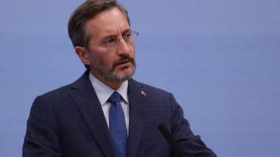 Cumhurbaşkanlığı İletişim Başkanı Fahrettin Altun, sosyal medya hesabından yaptığı paylaşımla,