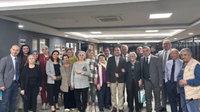 Bursa Nilüfer Belediyesi’nin düzenlediği “Sağlıklı Yaş Almanın Yolları Nedir?” konulu