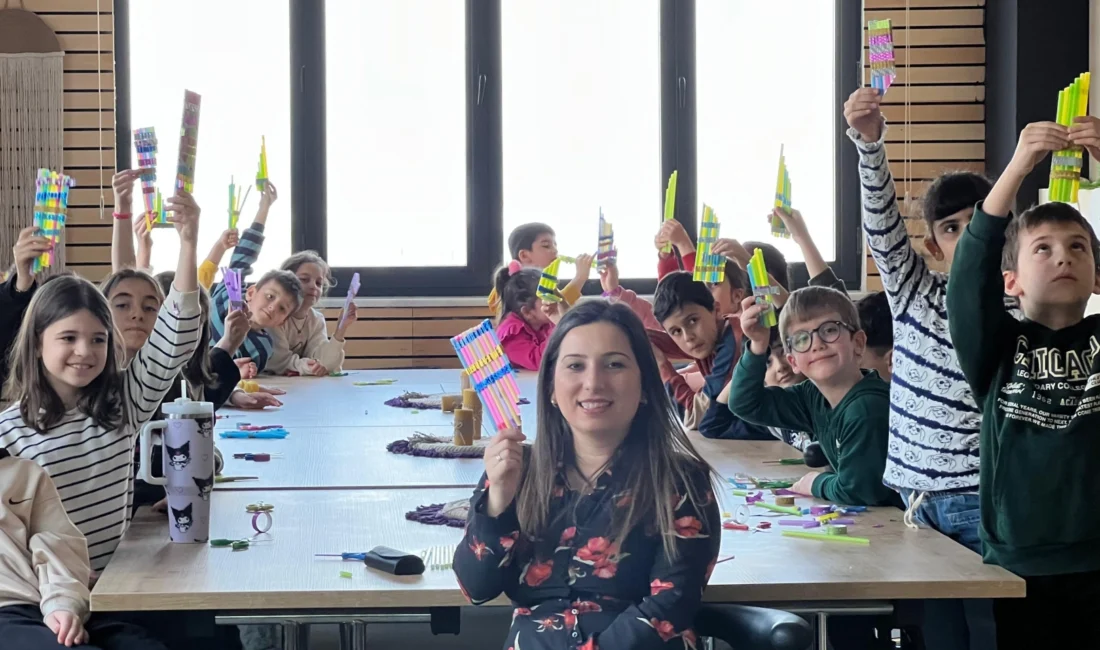 Kocaeli Büyükşehir, “Mutlu Çocuklar Okulu” etkinlikleri kapsamında çocuklara zorbalığın nedenleri,