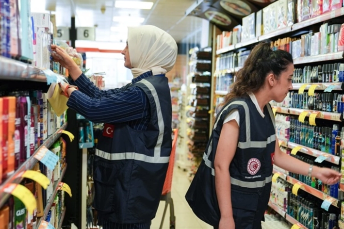 Ticaret Bakanlığı, Ramazanda fahiş fiyat artışları nedeniyle 9 bin 926
