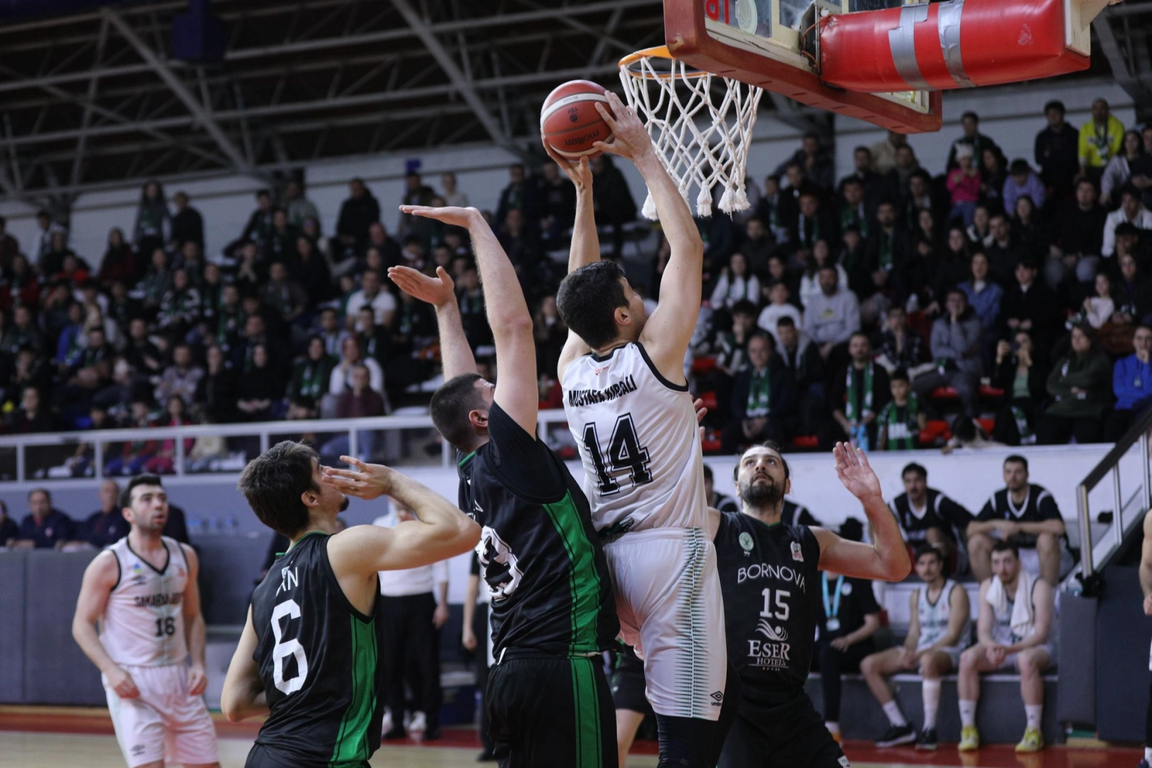Sakarya Erkekler Basketbol 2.Ligi Play-Off elemelerinin ilk mücadelesini kazanarak turu