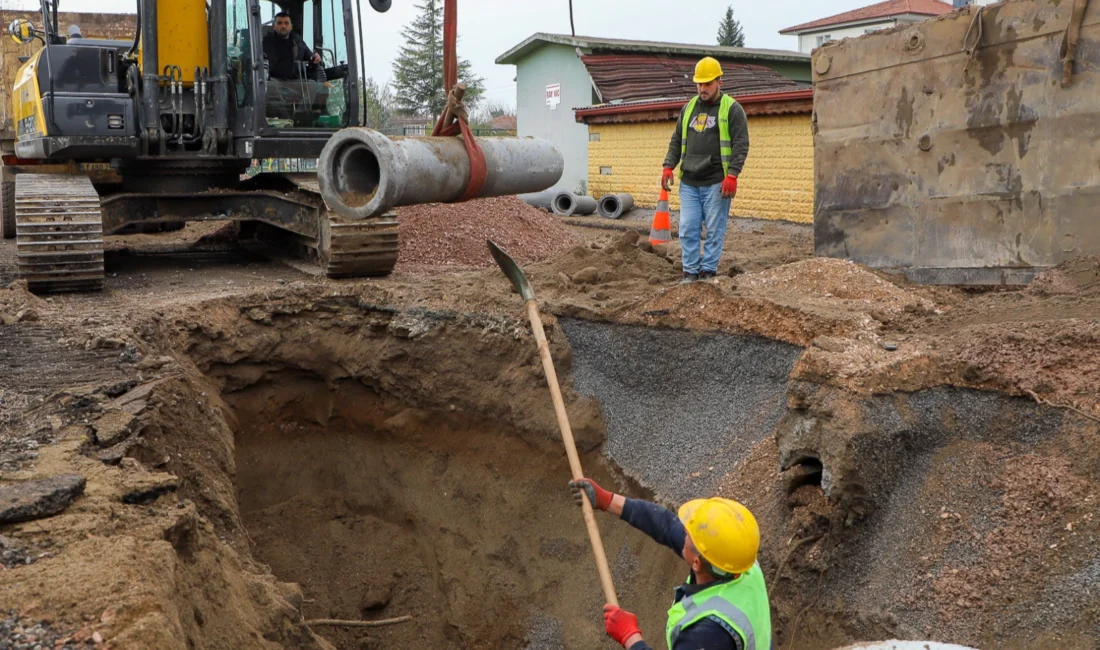 SASKİ, Söğütlü’nün altyapısını güçlendirmek için başlattığı 25 kilometrelik altyapı projesinde