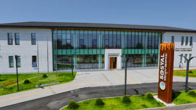 Sakarya Büyükşehir Belediyesi SGM’de görevli psikolog EsmanurBeşiroğlu, Ramaza’da oruç tutan