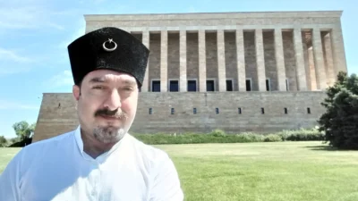 “Anıtkabir’in Ruhu” adlı kitap, İstiklal Harbi araştırmacısı Cevdet Cantürk tarafından