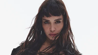 Başarılı şarkıları ve sahne enerjisiyle adından sıkça söz ettiren genç