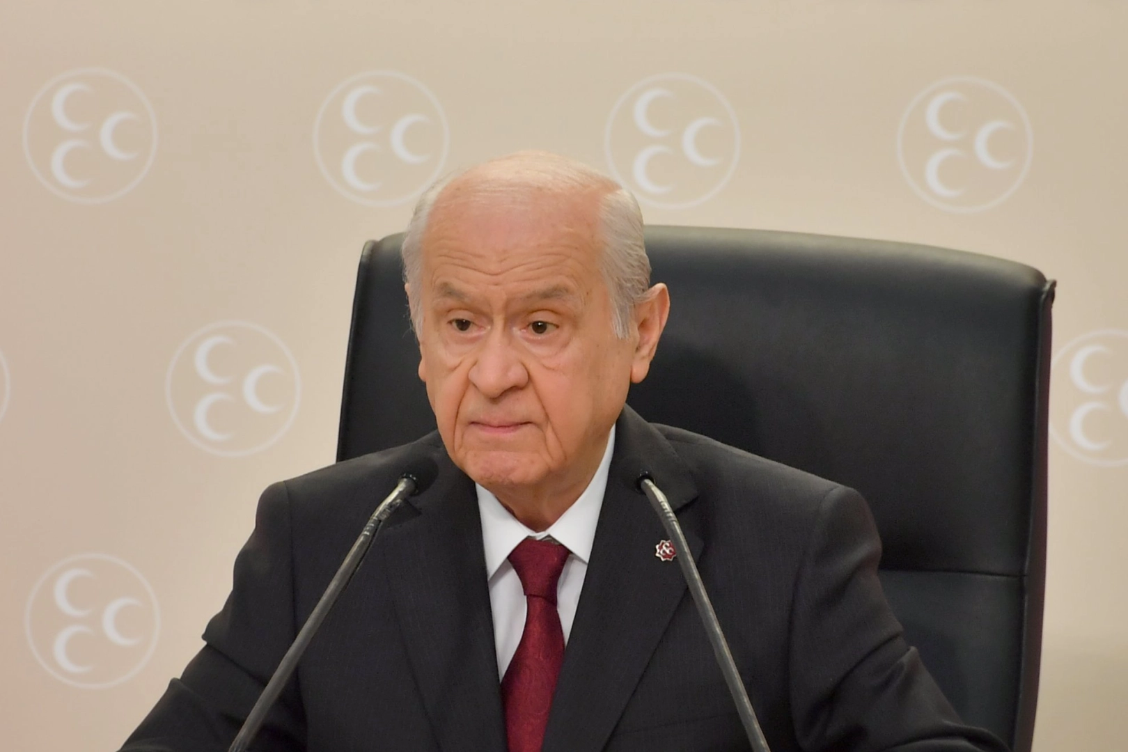 MHP GenelBaşkanı Devlet Bahçeli, İstanbul Büyükşehir Belediyesi’ndeki hırsızlık, rüşvet ve