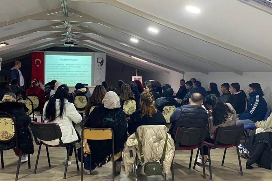 Ayvalık Belediyesi Kooperatif ve İşletme iştirakler bünyesinde çalışan personellerinin hijyen