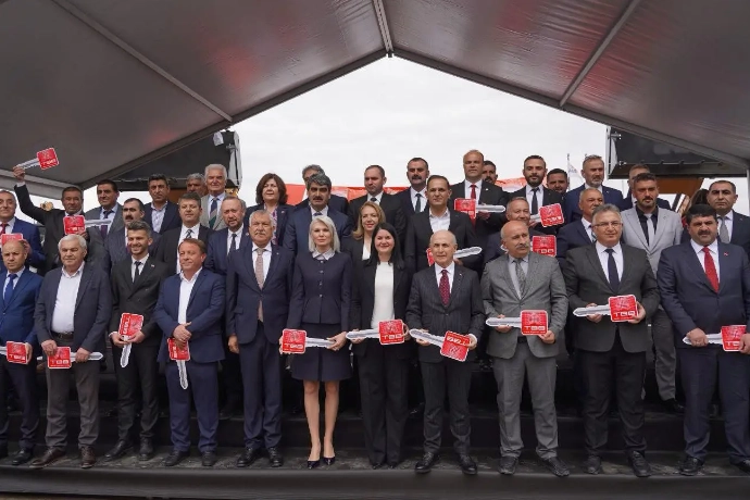 Edirne Belediye Başkanı ve Türkiye Belediyeler Birliği (TBB) Encümen Üyesi